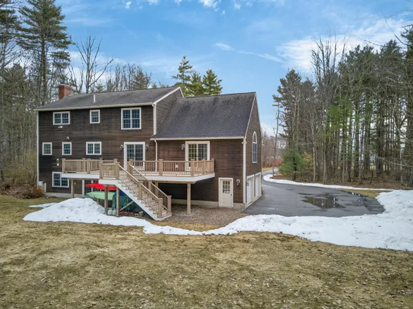 $899,900 | 223 Bolt Hill Road, Eliot, ME 03903