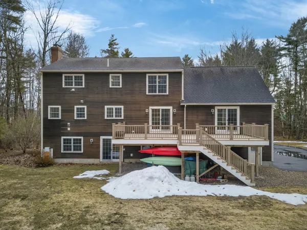 $899,900 | 223 Bolt Hill Road, Eliot, ME 03903