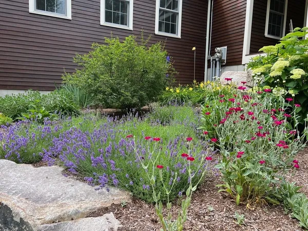 $899,900 | 223 Bolt Hill Road, Eliot, ME 03903