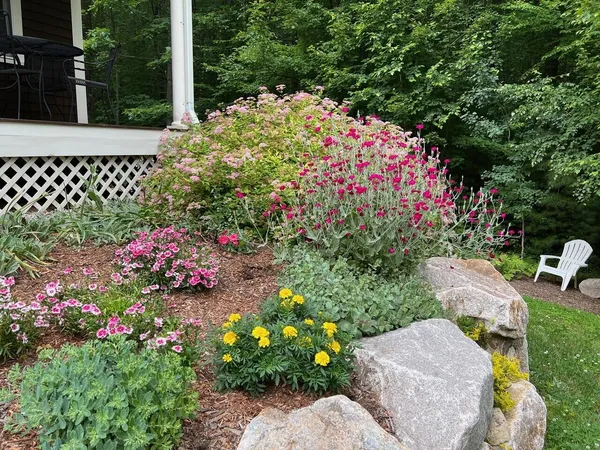 $899,900 | 223 Bolt Hill Road, Eliot, ME 03903