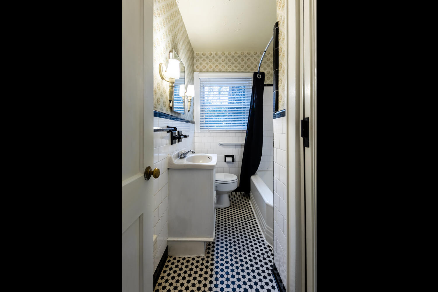 717 Parish Road Charleston, SC 29407 - Photo 16 of 33 717 Parish Rd Charleston SC-020-003-W4A7