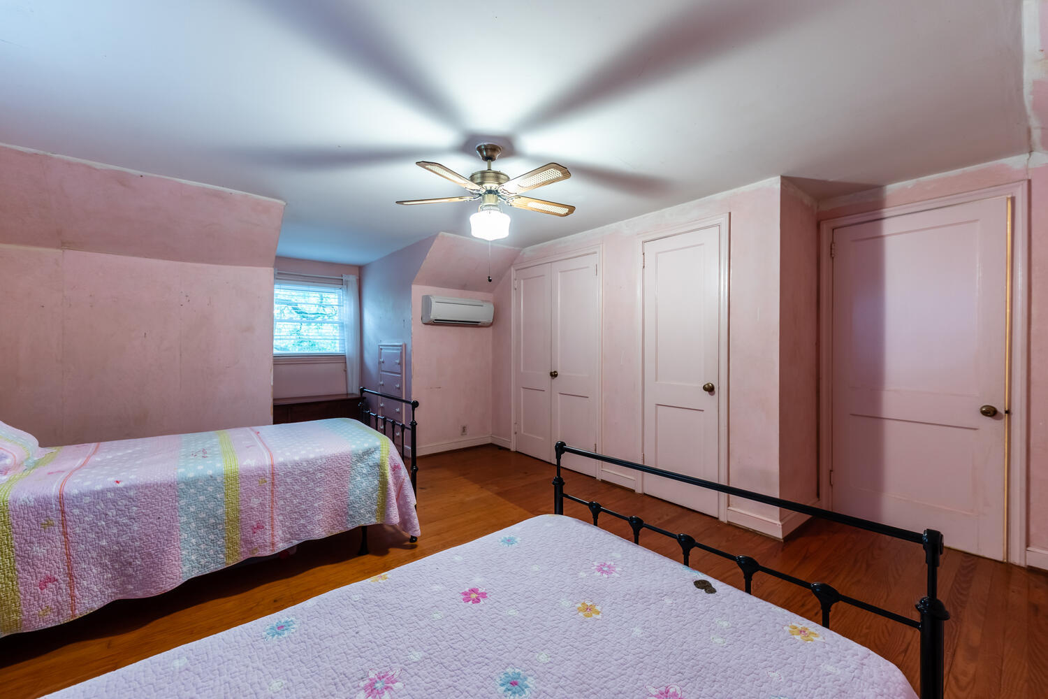 717 Parish Road Charleston, SC 29407 - Photo 18 of 33 717 Parish Rd Charleston SC-026-018-W4A7