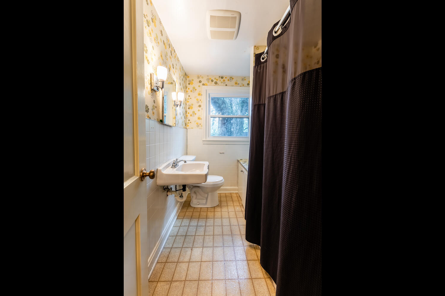 717 Parish Road Charleston, SC 29407 - Photo 23 of 33 717 Parish Rd Charleston SC-027-001-W4A7