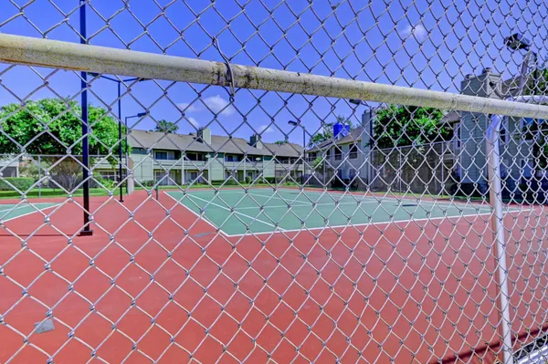 $99,900 | 14777 Wunderlich Drive, Unit 808, Houston, TX 77069