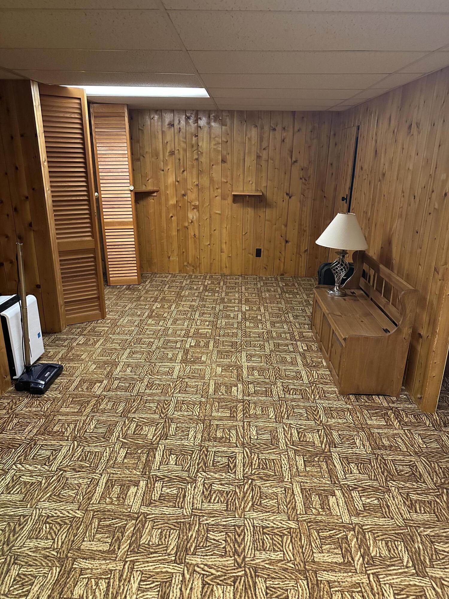196 Cedar Street Millinocket, ME 04462 - Photo 14 of 15 IMG-2565