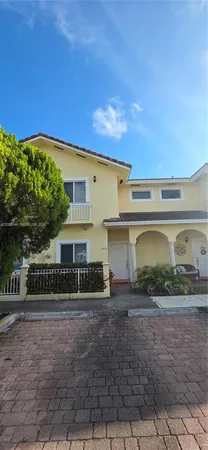 $2,400 | 7479 Northwest 179th Terrace, Hialeah, FL 33015