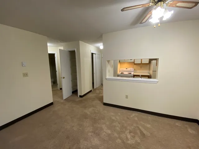 $1,629 | 145 Eastern Avenue, Unit 303, Manchester, NH 03104