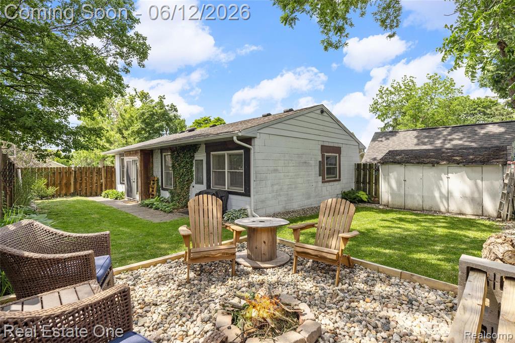 225 1st Street Fenton, MI 48430 - Photo 40 of 48