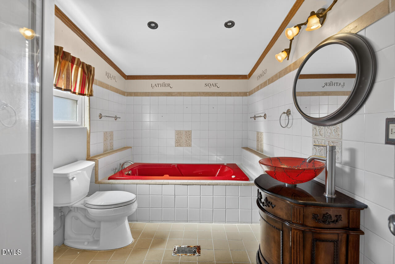 1622 Lancaster Road Pikeville, NC 27863 - Photo 27 of 56 34