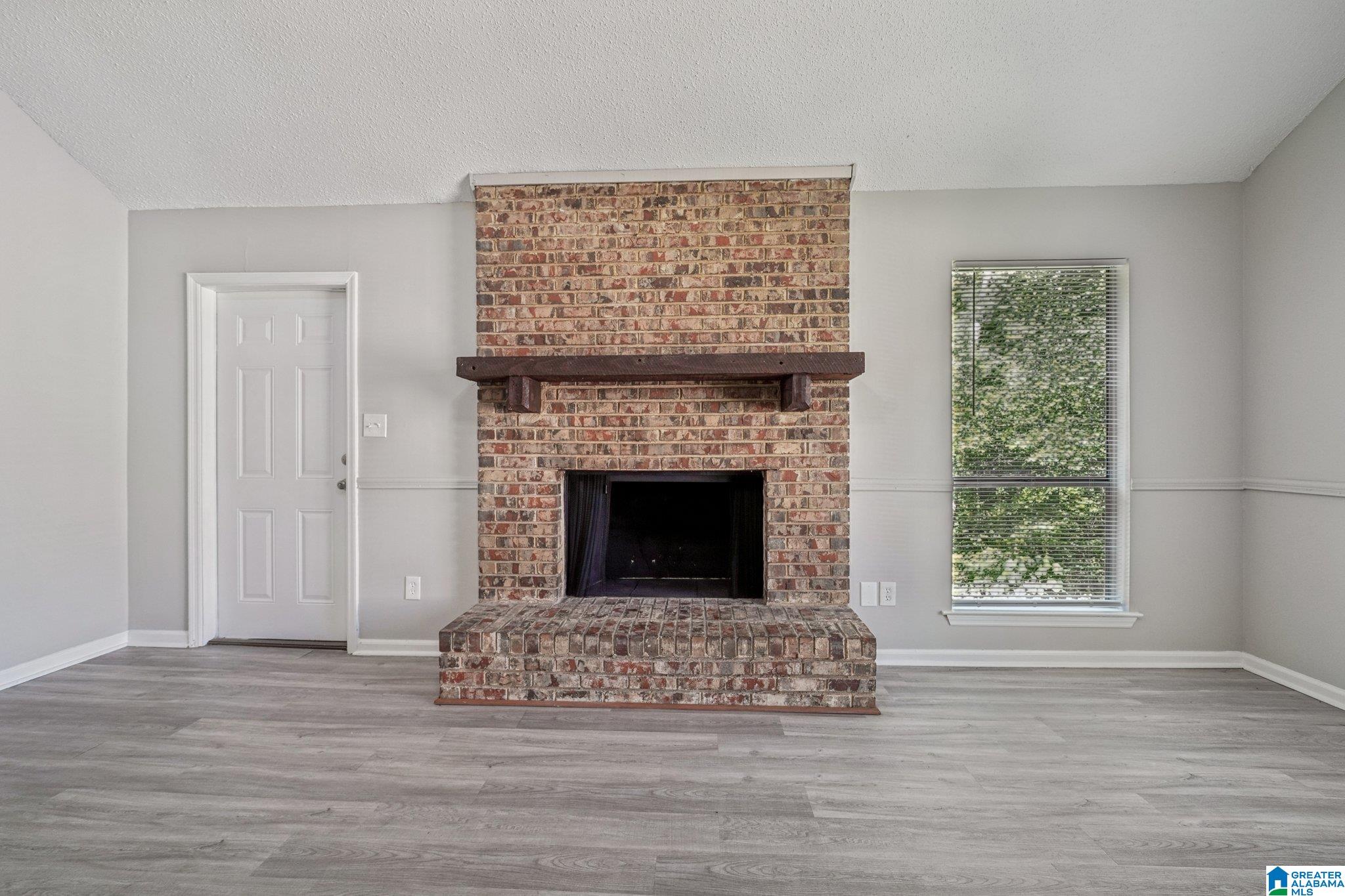 1056 Cardinal Circle Bessemer, AL 35023 - Photo 11 of 36
