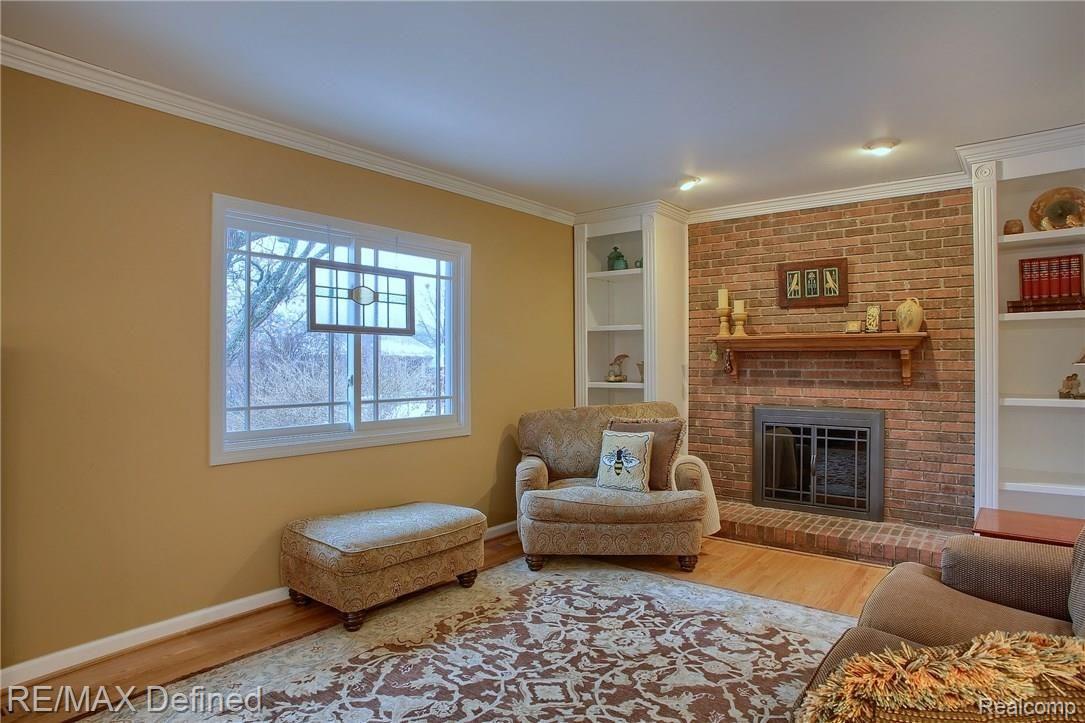 Family_Room_2nd_View.jpg