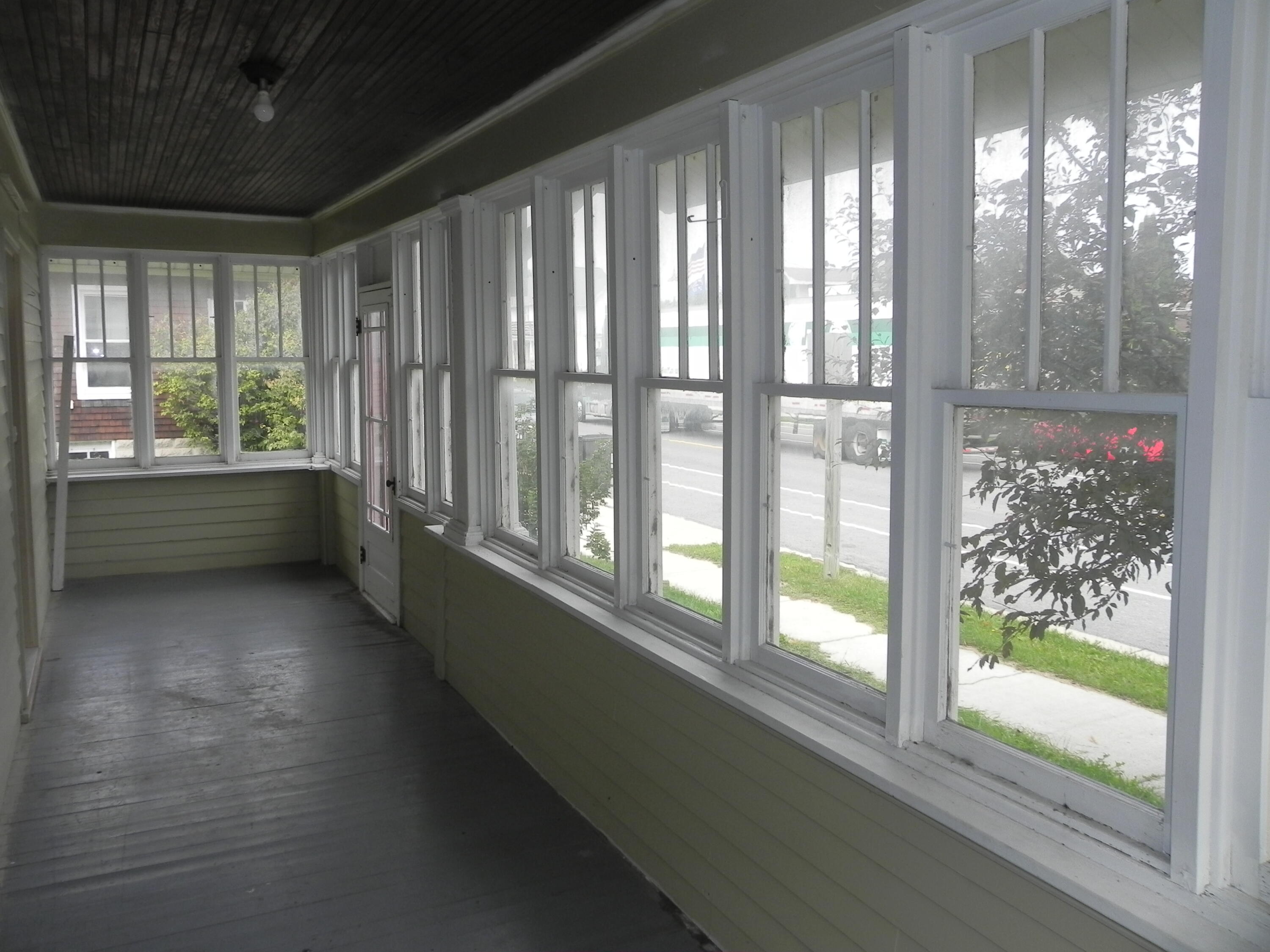 669 Main Street Belgium, WI 53004 - Photo 21 of 35 front porch 2