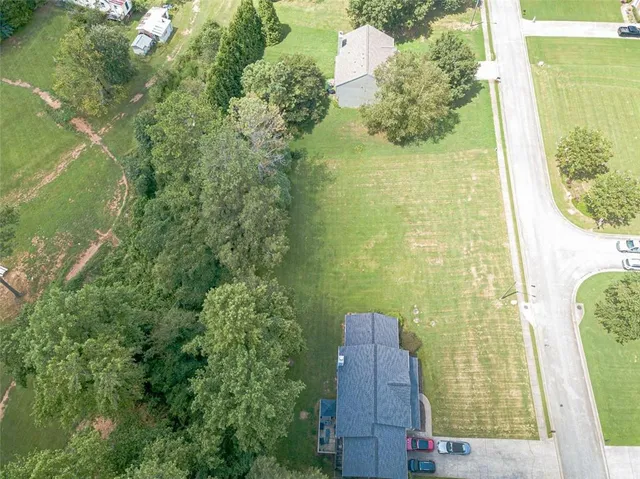 a view of a tall building