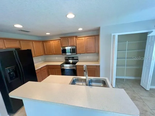 $2,400 | 3522 Caruso Place, Oviedo, FL 32765