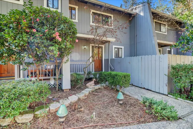 $269,900 | 15348 Kingsbury Circle, Grass Valley, CA 95949