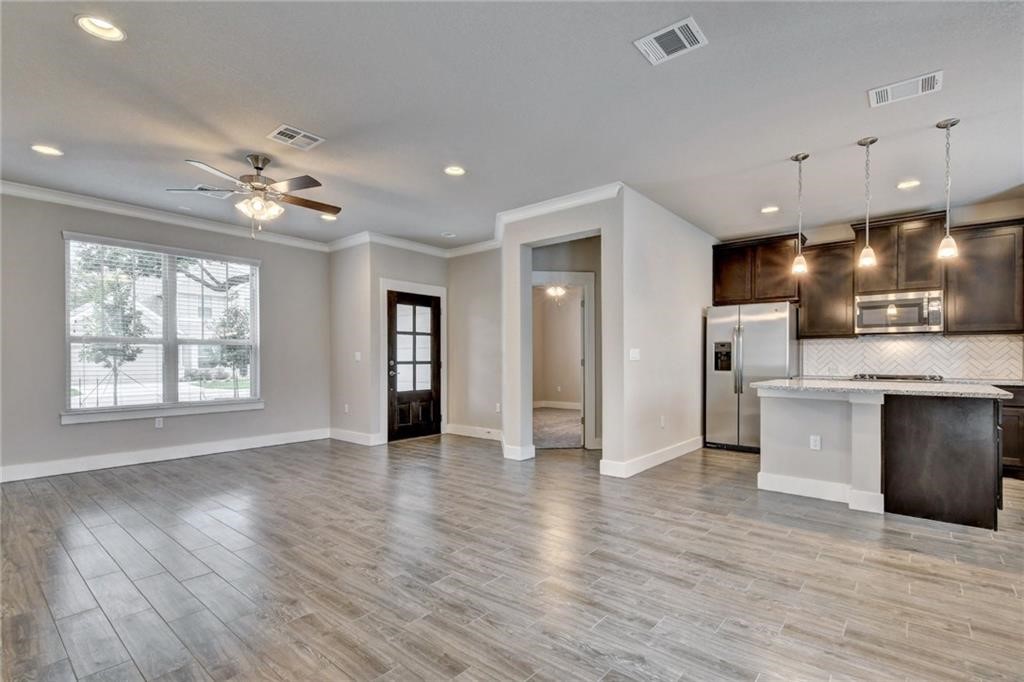 9710 McKnight Loop Austin, TX 78717 - Photo 6 of 30