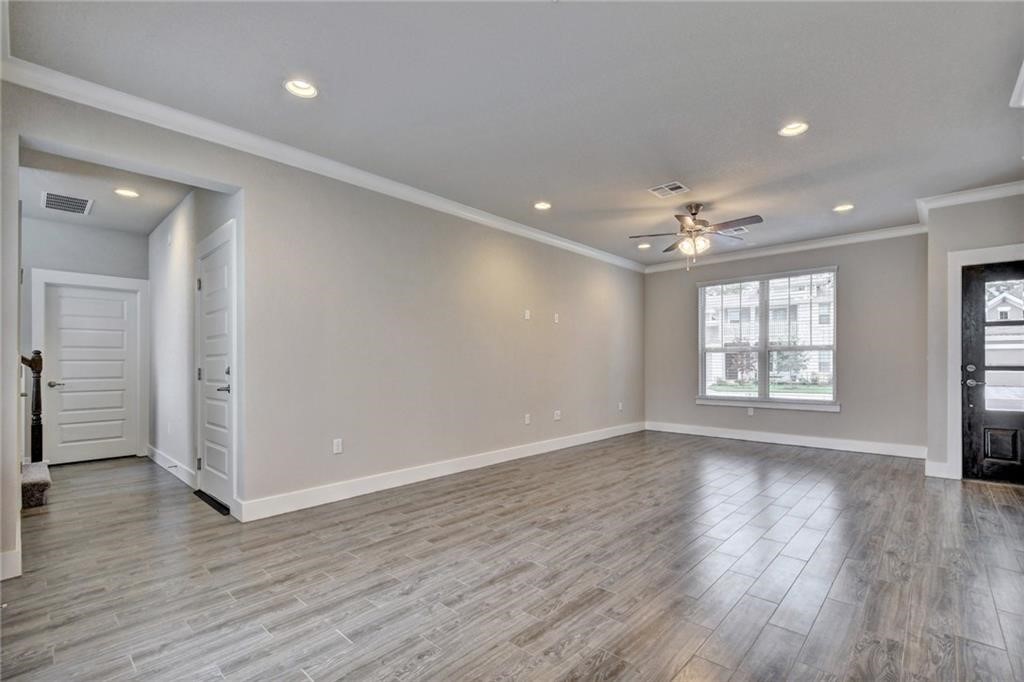 9710 McKnight Loop Austin, TX 78717 - Photo 7 of 30