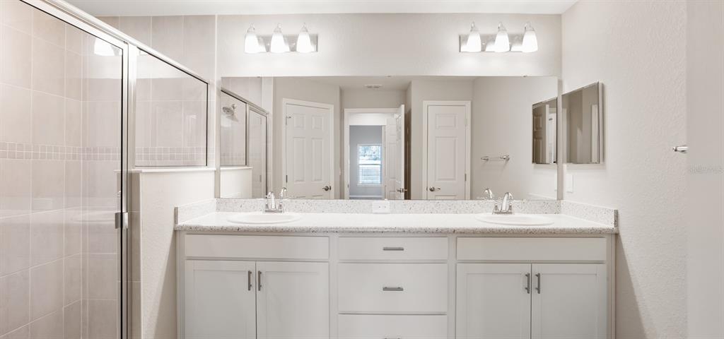 35397 Coventry Flds Loop Zephyrhills, FL 33541 - Photo 19 of 23