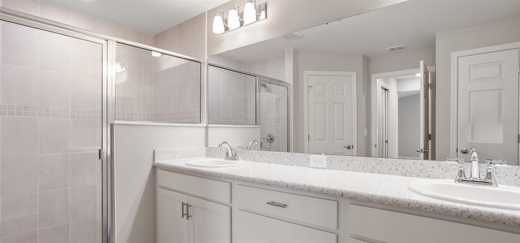 35397 Coventry Flds Loop Zephyrhills, FL 33541 - Photo 20 of 23