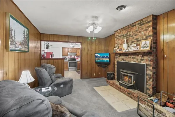 $525,000 | 5212 North Galvin Road, Sibley, MO 64088