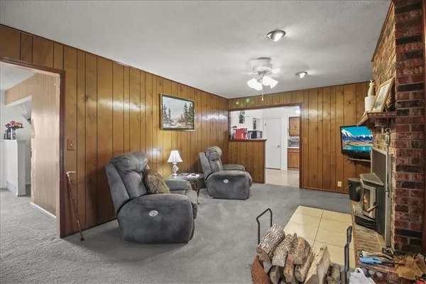 $525,000 | 5212 North Galvin Road, Sibley, MO 64088