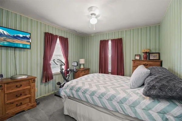 $525,000 | 5212 North Galvin Road, Sibley, MO 64088