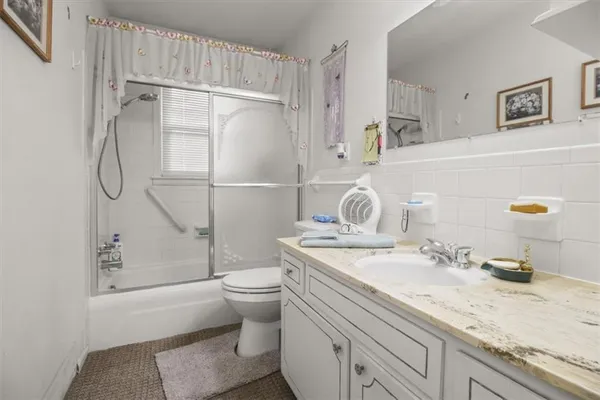 $525,000 | 5212 North Galvin Road, Sibley, MO 64088