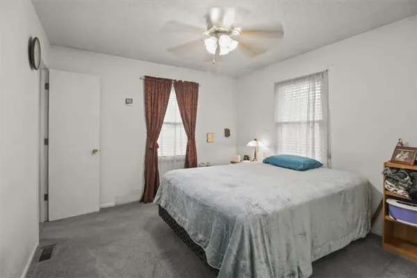 $525,000 | 5212 North Galvin Road, Sibley, MO 64088