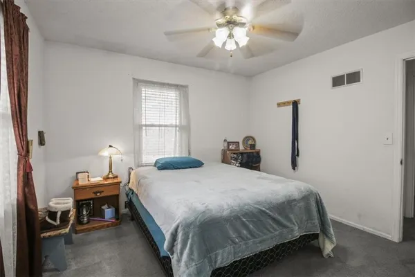 $525,000 | 5212 North Galvin Road, Sibley, MO 64088