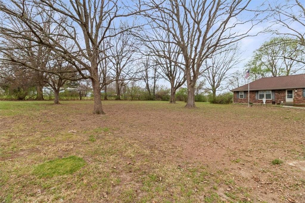 5212 North Galvin Road Sibley, MO 64088 - Photo 2 of 52