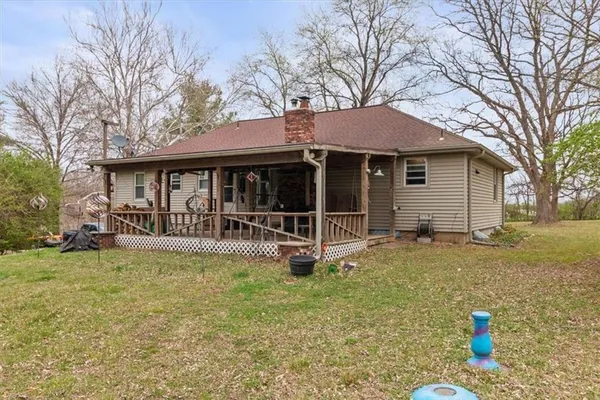 $525,000 | 5212 North Galvin Road, Sibley, MO 64088