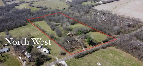 $525,000 | 5212 North Galvin Road, Sibley, MO 64088