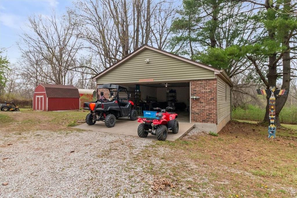 5212 North Galvin Road Sibley, MO 64088 - Photo 44 of 52