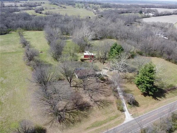 $525,000 | 5212 North Galvin Road, Sibley, MO 64088