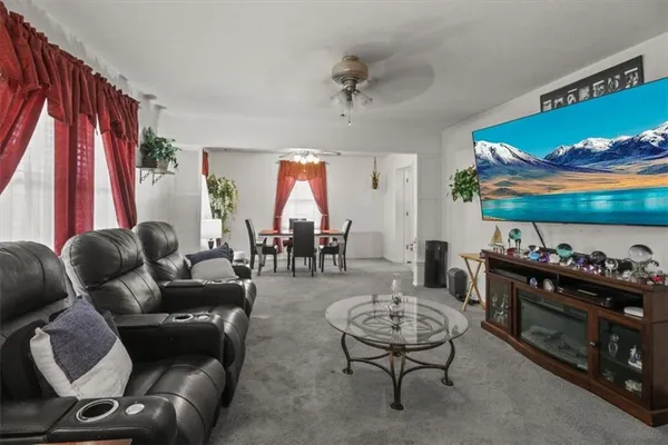 $525,000 | 5212 North Galvin Road, Sibley, MO 64088