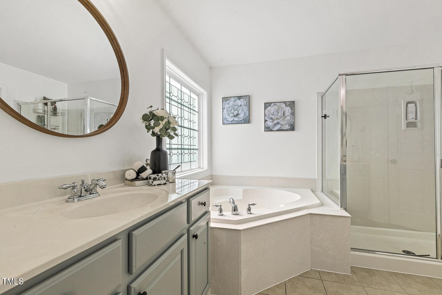 5213 Holly Ridge Farm Road Raleigh, NC 27616 - Photo 12 of 18 Owners Bath