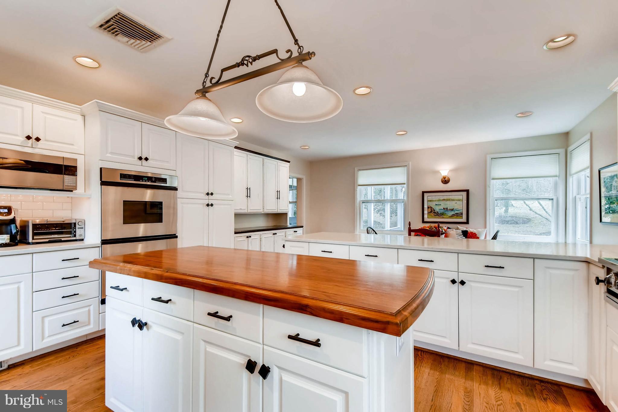 424 Garrison Forest Road Owings Mills, MD 21117 - Photo 8 of 25 Kitchen