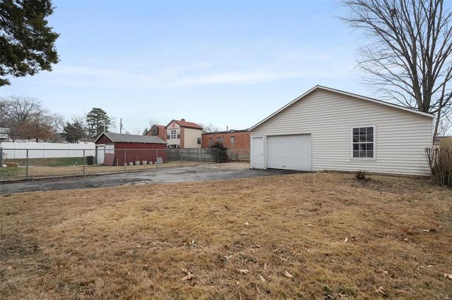 $230,000 | 7716 Jerome Avenue, St. Louis, MO 63143