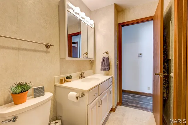 $209,900 | 171 Willowood Road, Litchfield, IL 62056