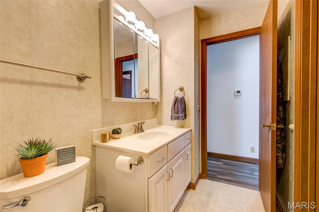 171 Willowood Road Litchfield, IL 62056 - Photo 13 of 43