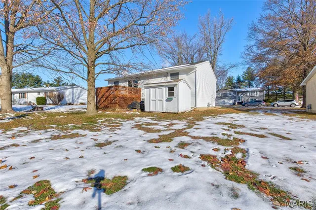 $209,900 | 171 Willowood Road, Litchfield, IL 62056