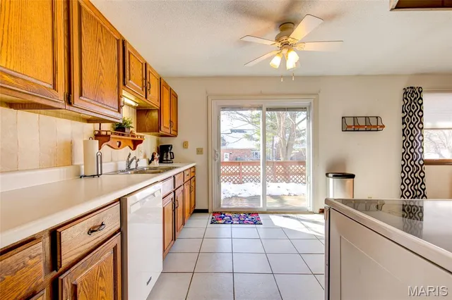 $209,900 | 171 Willowood Road, Litchfield, IL 62056