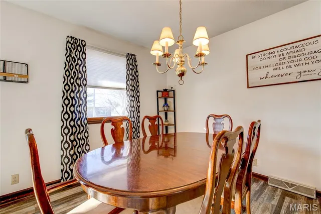 $209,900 | 171 Willowood Road, Litchfield, IL 62056