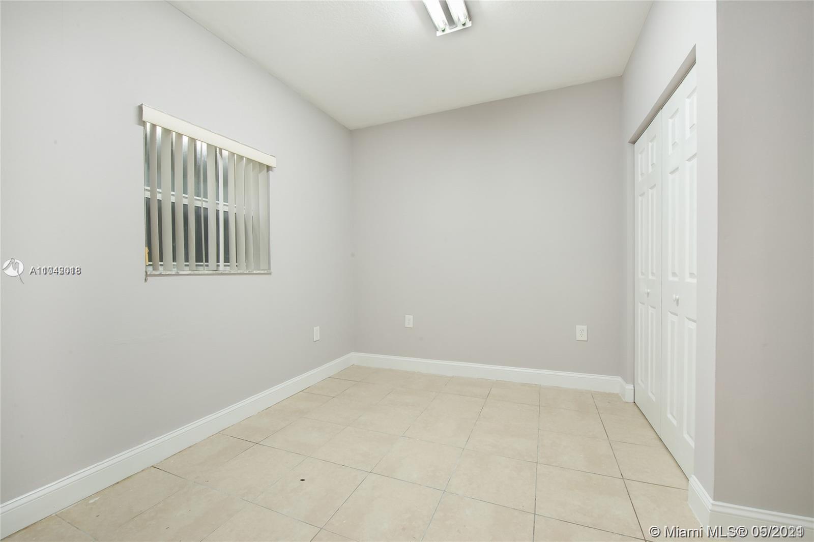 4134 Northeast 24th Street Homestead, FL 33033 - Photo 3 of 13