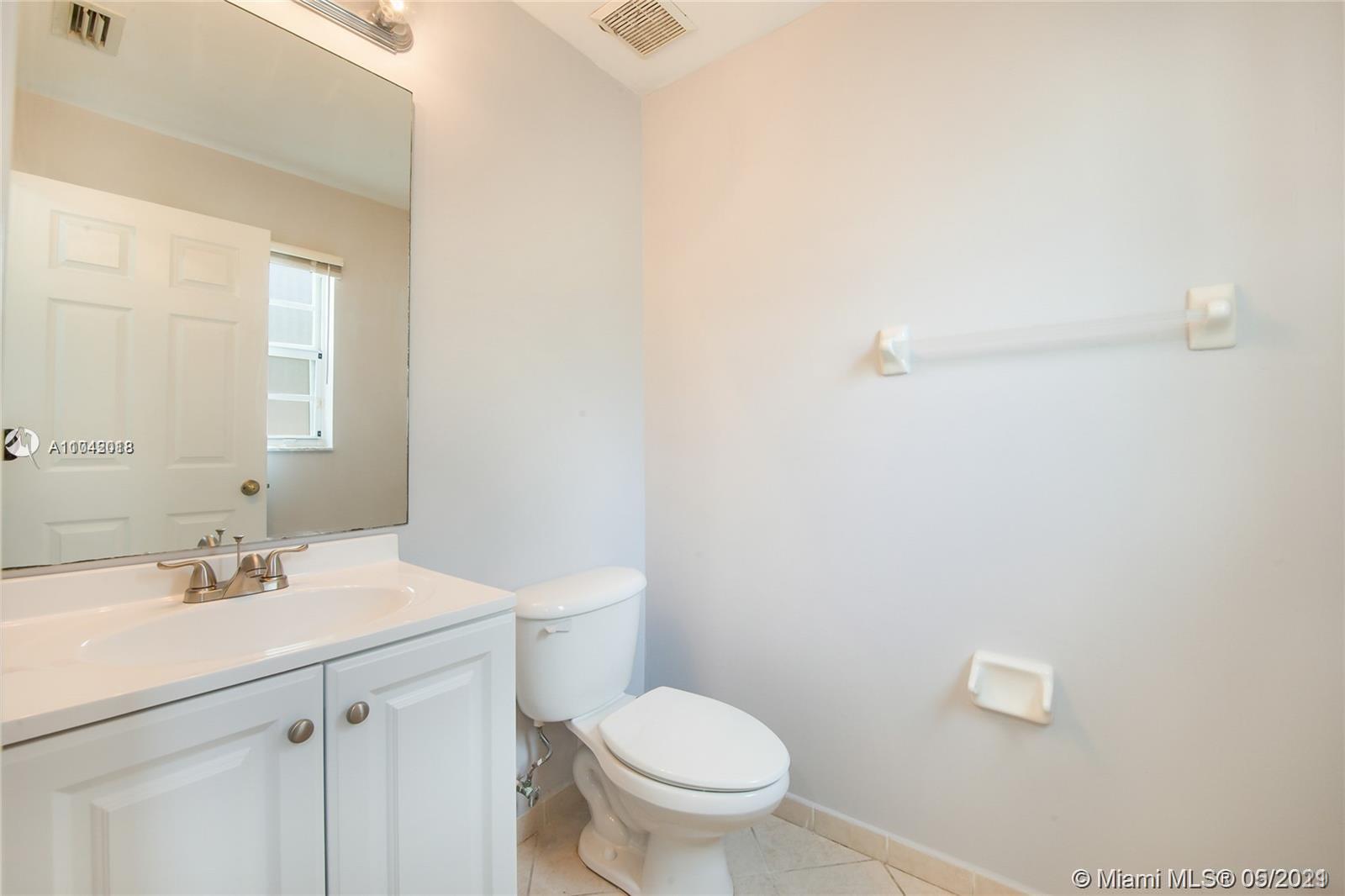 4134 Northeast 24th Street Homestead, FL 33033 - Photo 7 of 13