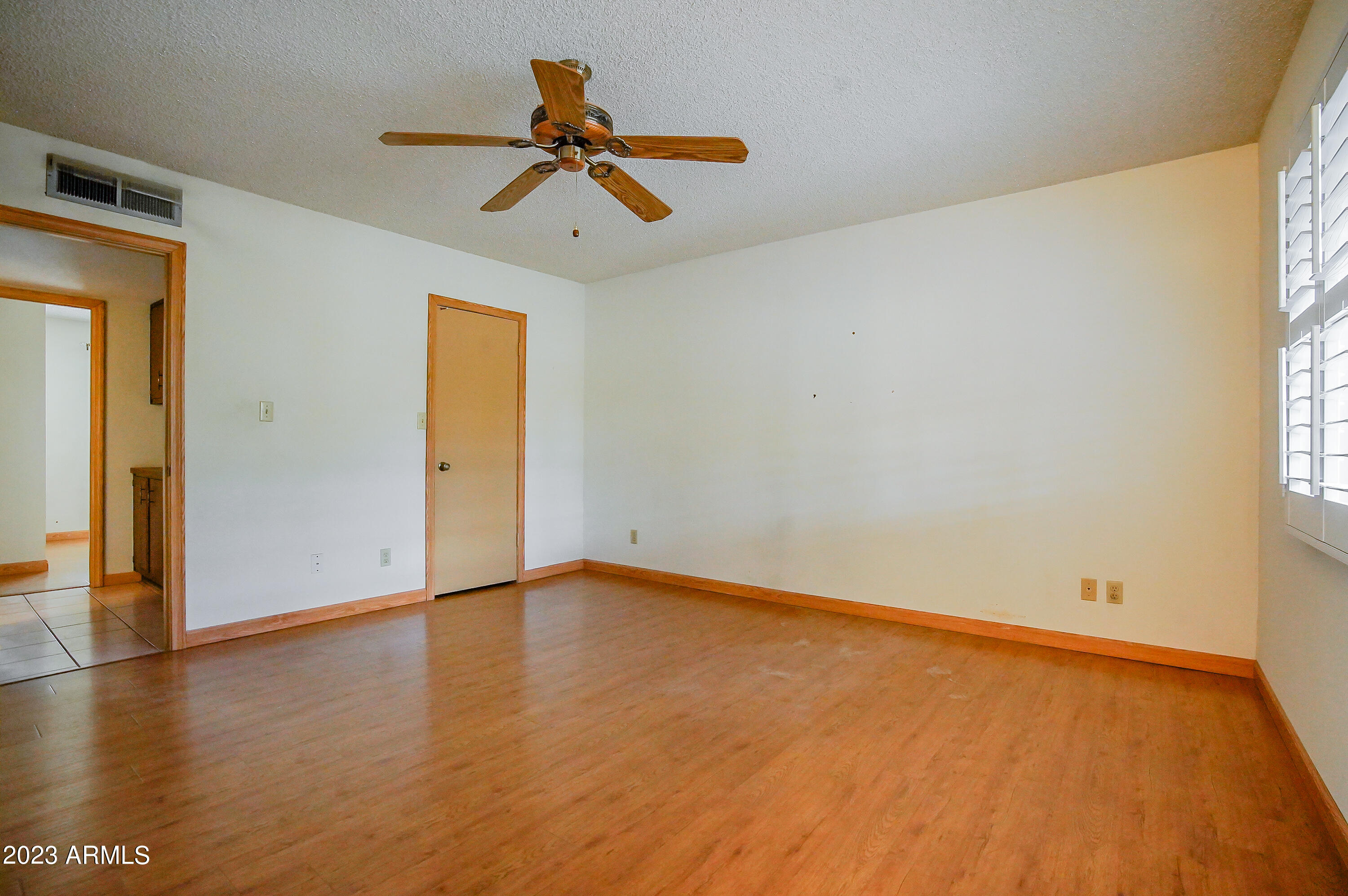 1733 West Decatur Street Mesa, AZ 85201 - Photo 13 of 36 master 1