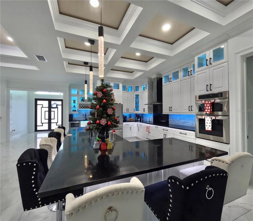 10112 Judy Road Dover, FL 33527 - Photo 18 of 49 a view of a room with gym equipment