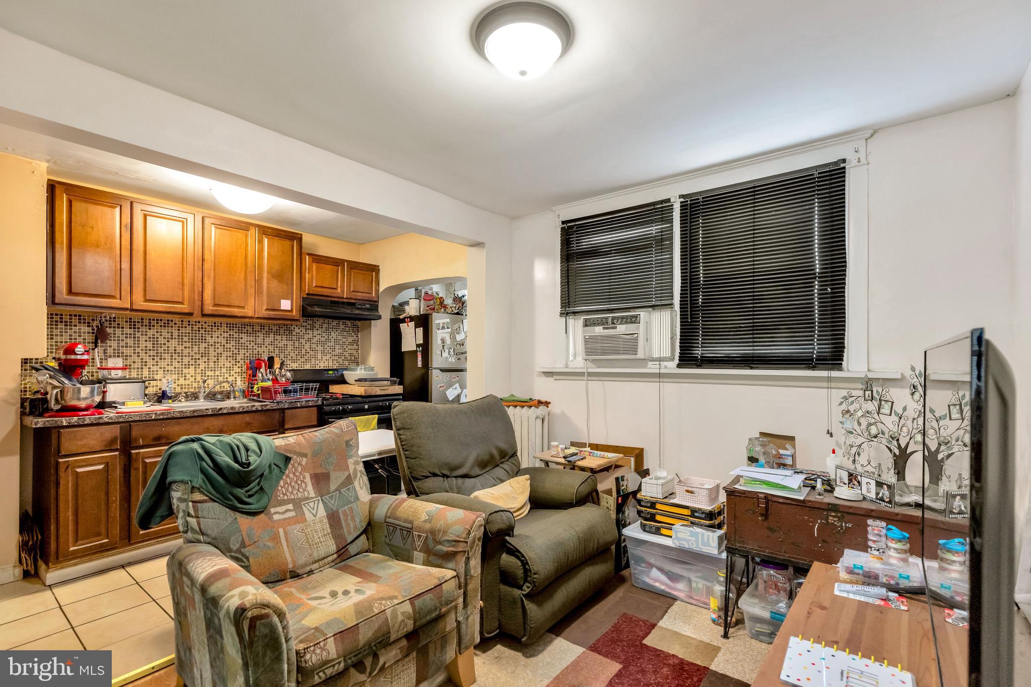 619 Littlecroft Road Upper Darby, PA 19082 - Photo 8 of 17