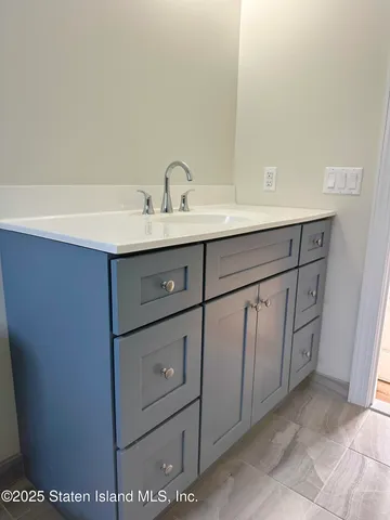 $1,489,888 | 552 Drumgoole Road East | Greenridge