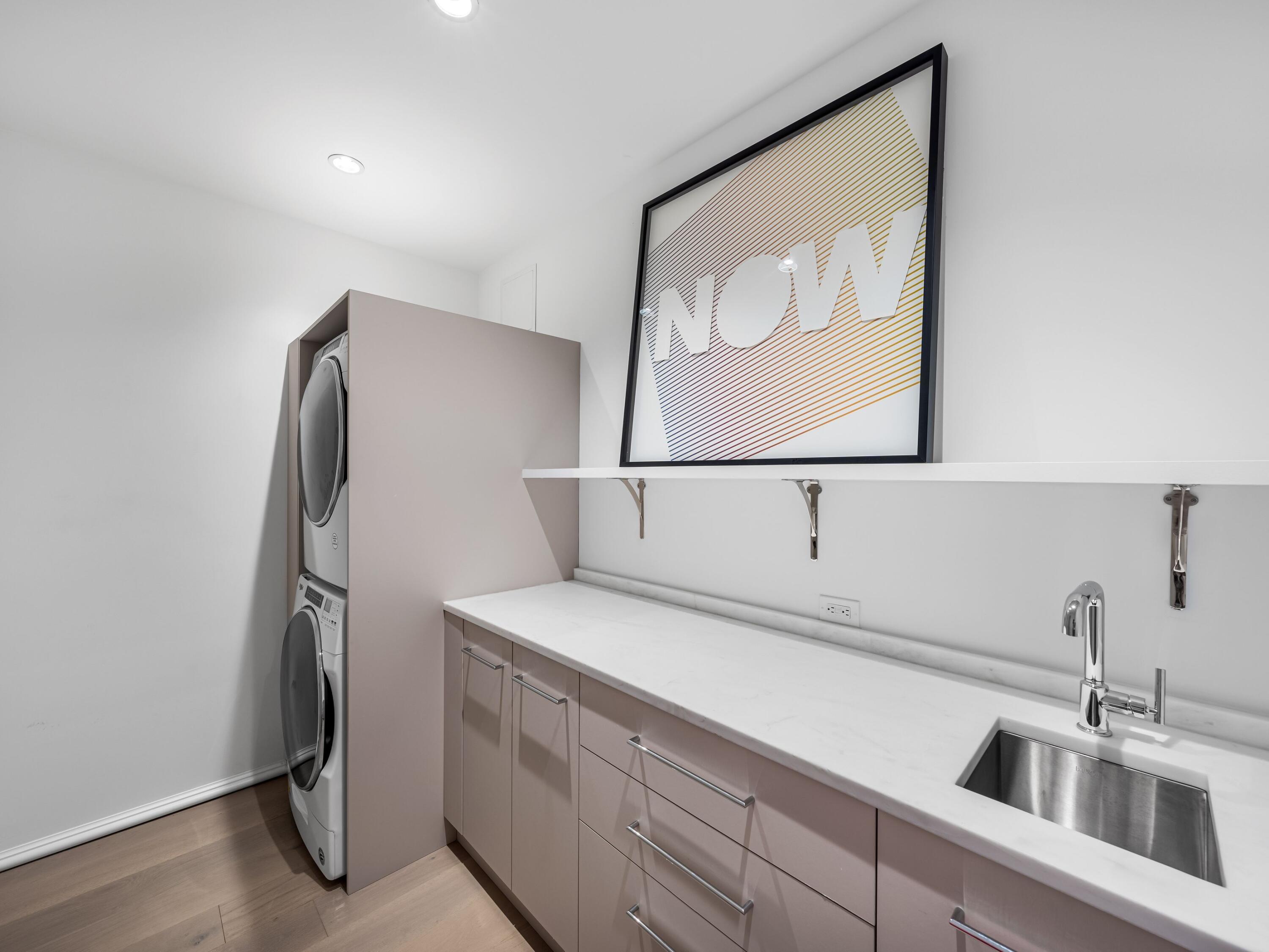 41 Elysee Ct Inlet Beach Inlet Beach, FL 32461 - Photo 51 of 59 a bathroom with a sink and a mirror